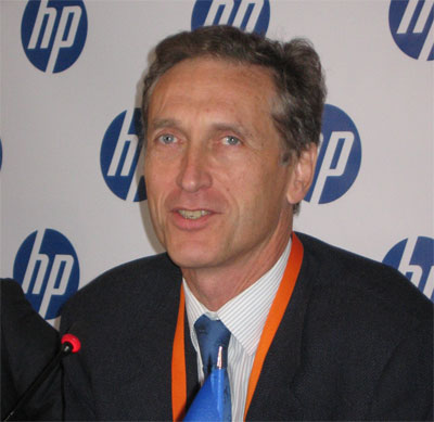 Старший вице-президент по работе с корпоративными заказчиками и управляющий директор HP EMEA Ив де Талуэ